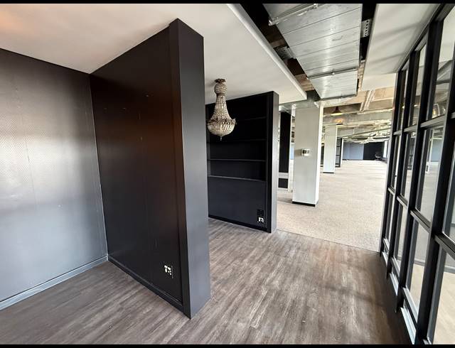 745M² OFFICE TO LET IN ROSEBANK